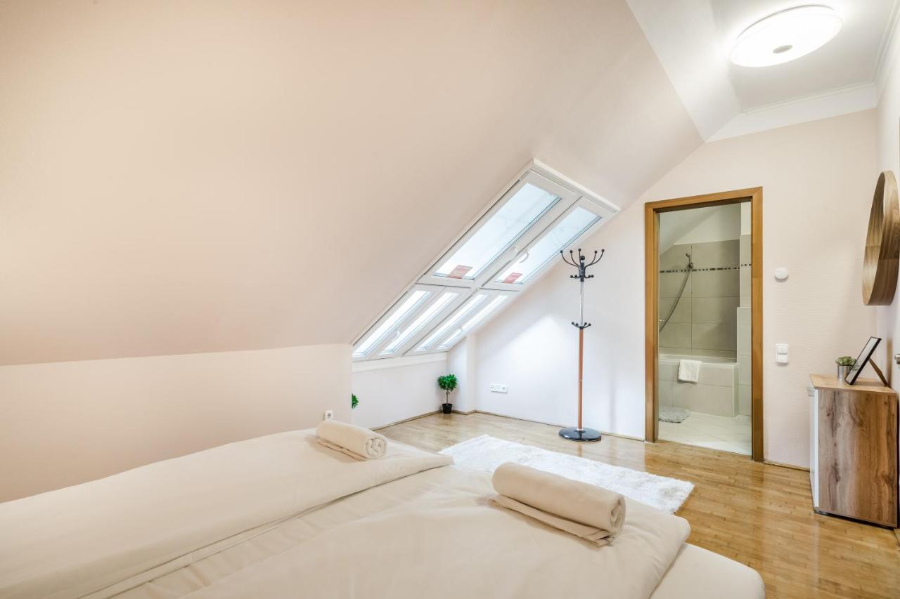 Bpr Timber Loft Home With Balcony Budapeszt Zewnętrze zdjęcie