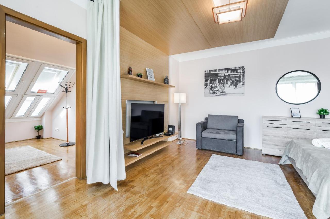 Bpr Timber Loft Home With Balcony Budapeszt Zewnętrze zdjęcie