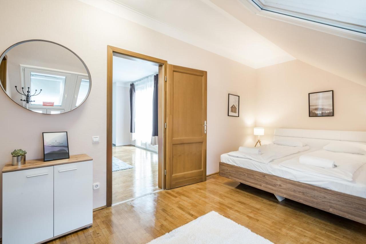 Bpr Timber Loft Home With Balcony Budapeszt Zewnętrze zdjęcie
